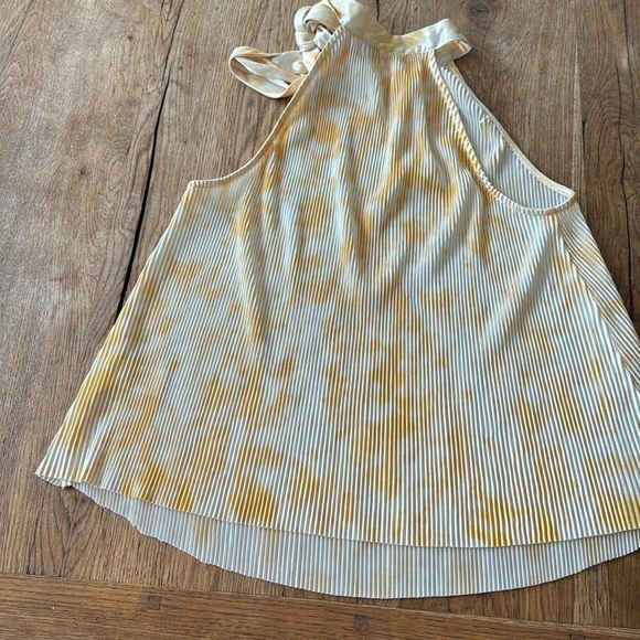 lush tie dye halter top with adjustable tie - Picture 7 of 7